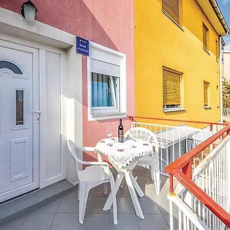 Loren Apartment Pula